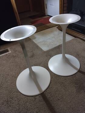 9710 Bose Beautiful White 901 Tulip Stands 9.7/10 Condition Usa