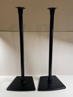 Bssu2-b1 Sanus - Universal Speaker Stands For Speakers Black 34.4 Inch Up To 10 Lbs Each